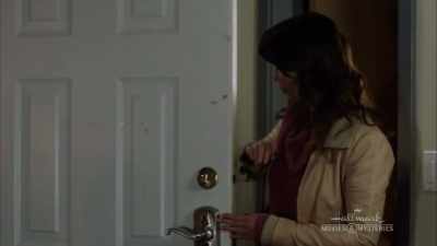 - Yes?
- Hi, I'm Sally Allison - Dead Over Heels: An Aurora Teagarden Mystery