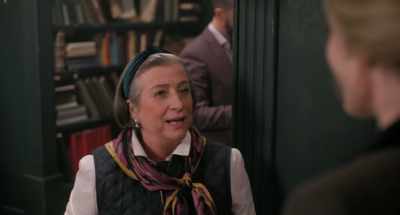 - Yes, I am.
- I did enjoy your last book. - Miss Willoughby and the Haunted Bookshop