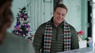 - Yes, I am,
that's why the apology. - A Sprinkle of Christmas