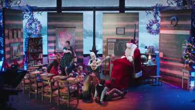 * Yes, I believe in Santa Claus * - Dolly Parton's Mountain Magic Christmas