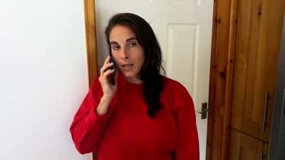 Yes, I know Simon's here,
but I didn't know that when I left, did I? - Staged