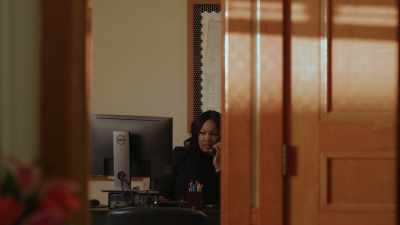 Yes.
I'd like to speak to... Loretta. - Black Girl Missing