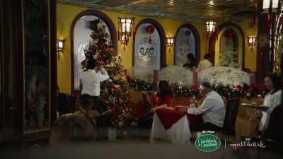 Yes, even if we didn't
have a tree at home, - Christmas at the Golden Dragon