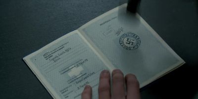 Yes, I'm Greek. - The Crown