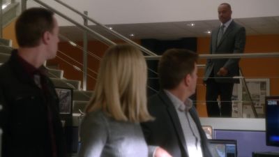 Yes, I'm still in charge.
Now, get back to work. - NCIS