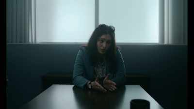 -Yes.
-[in English] She says, "Yes." - Griselda