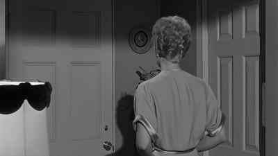 Yes? It's Paul. Open up. - Pushover
