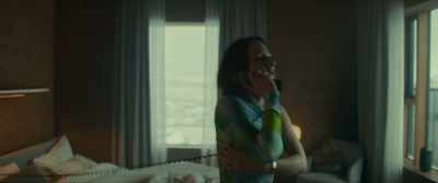 - Yes?
- It's Sarah. - Northern Comfort