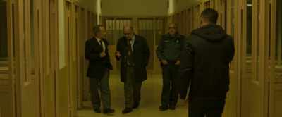 - Yes, Jonan.
- We're in Logroño with a prison officer - The Legacy of the Bones