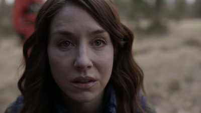 -Yes.
-MARIEL: I got your six. - Debris