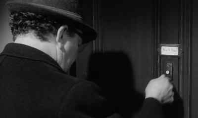 - Yes?
- Miss Perry? - The Spy Who Came in from the Cold