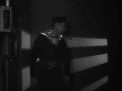- Yes?
- Ôhe captain wants to see you... - Corvette K 225