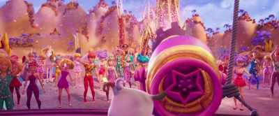 Yes, party creatures, we're down - Mia and Me: The Hero of Centopia