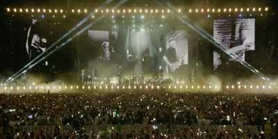 ♪ Yes, it really, really,
really could happen - blur: To the End