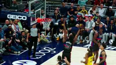 - Yes, sir.
- [cheering] - Destination NBA: A G League Odyssey