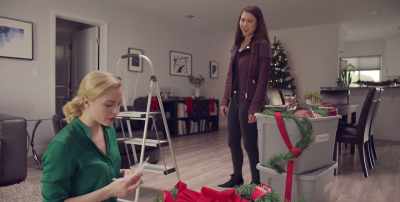 - Yes, and some tinsel,
and a couple wreaths, - Season of Love