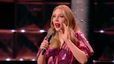 Yes, it sounds like
it's time to welcome Darren Harriott. - Backstage with Katherine Ryan