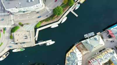 Yes, team. Way to go. - Below Deck Adventure