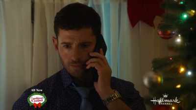  - Yes, that. - A Royal Queens Christmas