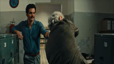 Yes, there he is. - The Secret Agent