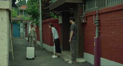 Yes. This is a b&b, right? - Ode to the Goose