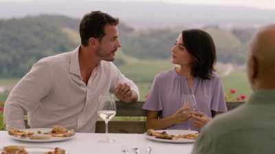 Yes, but we're talking
about pizzas, not people. - A Very Venice Romance