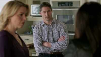 - Yes, but what reason
would he have - Lies and Ex Wives: Secrets on Maple Street