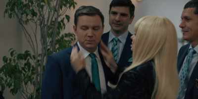 -Yes, but what should I do?
-Nothing. We convince them. - Candidatul perfect