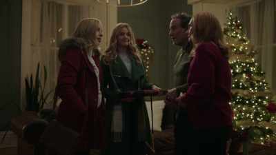 Yes, which is why
we need all hands on deck. - Christmas by Design