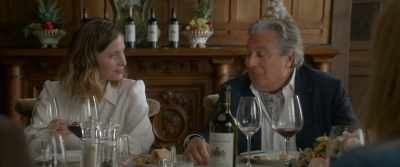 - Yes.
- Will you be at my wedding? - Cocorico