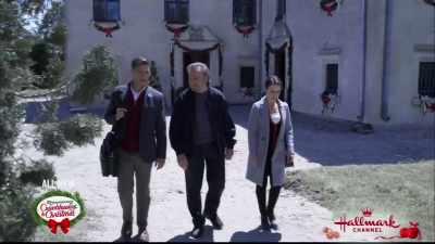 Yes, yes, actually
Angela's been giving me - Christmas in Rome