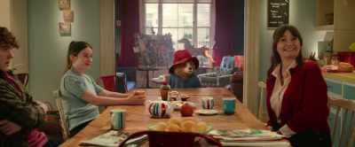 Yes! Yes, it is!
Oh, Paddington, this is so exciting. - Paddington in Peru