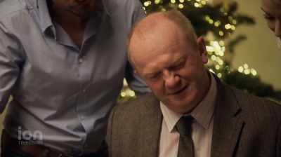 - Yes.
Yes, she was. - Best Christmas Ball Ever!