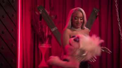 - Yes! Yes! Yes!
- It is about to get real crazy up in here. - Sex: Unzipped