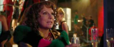 Yes, yes, yes. Smoke, smoke. - Absolutely Fabulous: The Movie