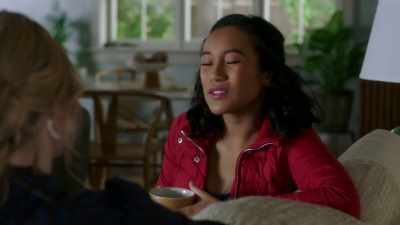 Yesterday when you were
talking about how sharing - Pretty Little Liars: The Perfectionists