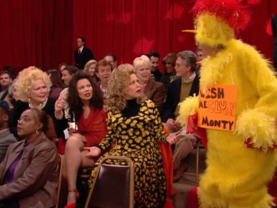 -Yetta.
-Ma, are you nuts? - The Nanny