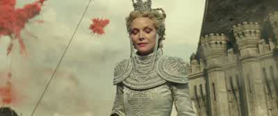 Yield! Yield! Stand down! Lower your weapons! - Maleficent: Mistress of Evil