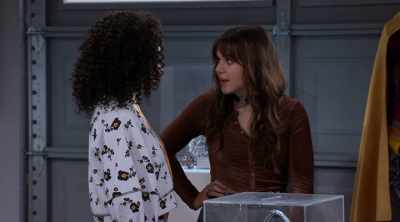 - Yikes.
- I know. She's so twisted. - The Villains of Valley View