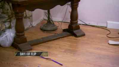- Yo.
- All right, it's demo day. - Zombie House Flipping