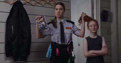 Yo, Gladdo, I caught this kid
stealing a video game. - Christmas Ransom