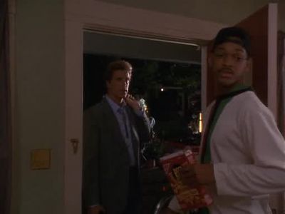 Yo it's a white man at the door - Made in America