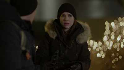 Yo, lovebirds, we have to hurry. - The Christmas Quest