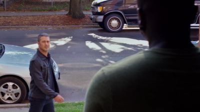 Yo! - Chicago Fire