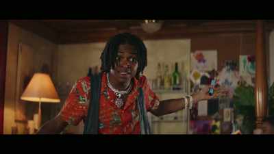 Yo, so we finna have a
whole house to ourself? - Don't Tell Mom the Babysitter's Dead