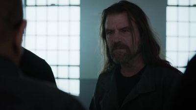 Yo, Steve, come here. - Supergirl