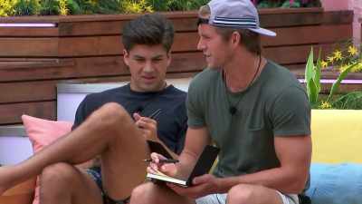 >> YO, WHAT DID YOU GUYS WRITE? - Love Island