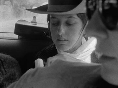 Yonder stands your orphan with his gun - Bob Dylan: Dont Look Back