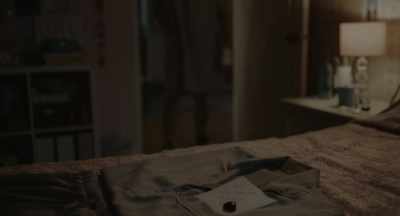-Yoo-hoo, babe!
-(FLOOR CREAKING) - Beau Is Afraid