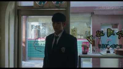 [Yoo Yeol on radio]
I'm delighted to be here. - Tune in for Love